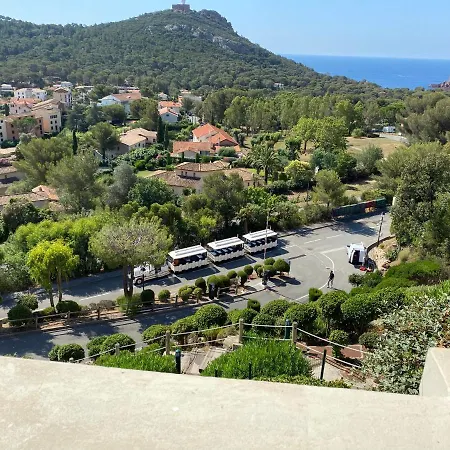 Cap Esterel Au Hameau Apartment *